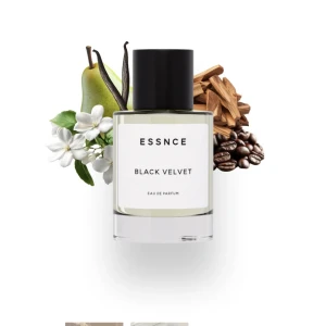 Essnce Black Velvet - Black Velvet från Essnce är en Eau de Parfum. Doften var inte för mej och jag säljer den vidare. Den har marinerat redan då den legat i en garderob i ett år - där jag glömde bort den. Gissar på 48ml kvar 