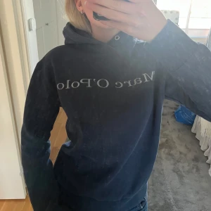 Marc O’polo hoodie - Hoodie från Marc O’polo. Superbra kvalite, står ingen storlek men skulle säga XS