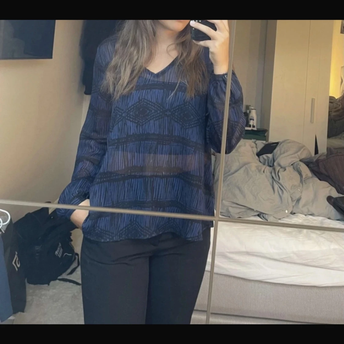 Blå mönstrad blus från Kappahl - 1