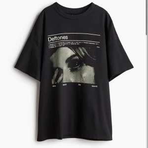  Deftones t-shirt  - Deftones t-shirt från H&M💞