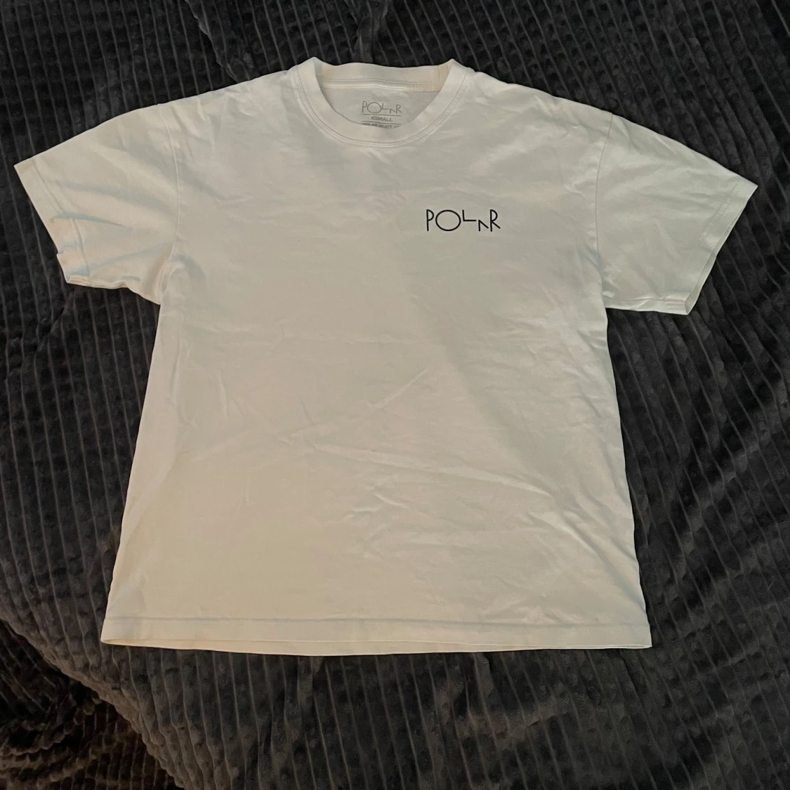 Vit t-shirt från Polar Skate Co XS