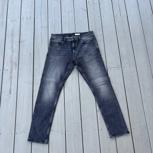 Tiger of Sweden jeans - Säljer mina sprillans nu jeans, pågrund av fel i storlek. Storlek: 34/34 