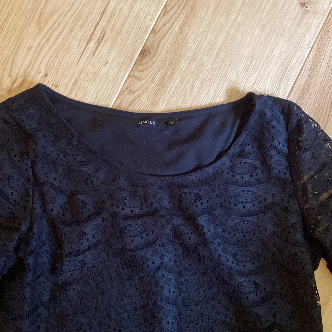 Svart spetsblus från Lindex XS - 2