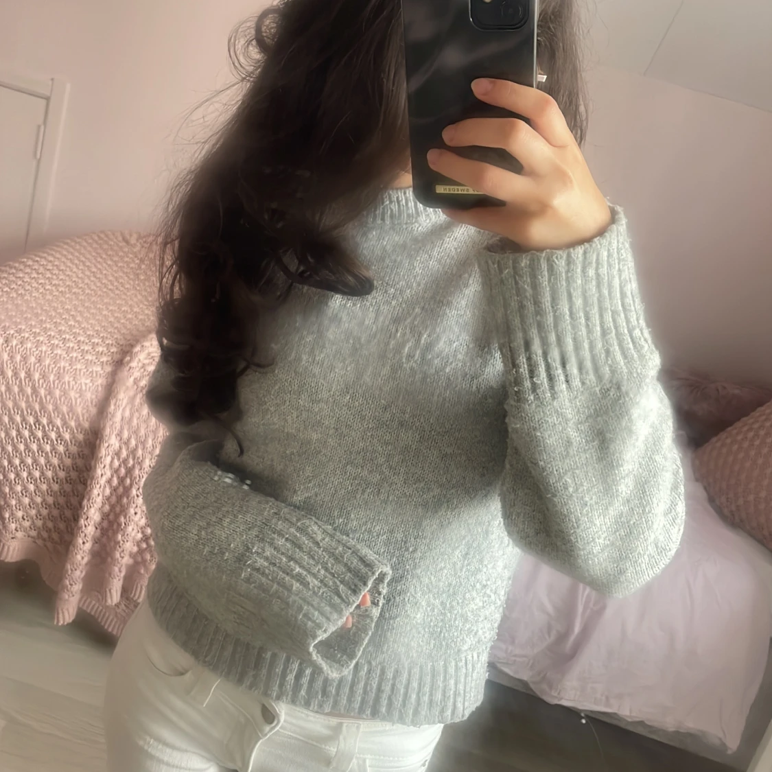 Ljusgrå stickad tröja  - 1