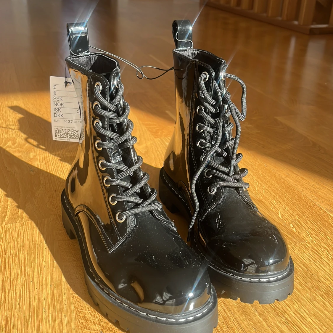 Svarta helt nya boots