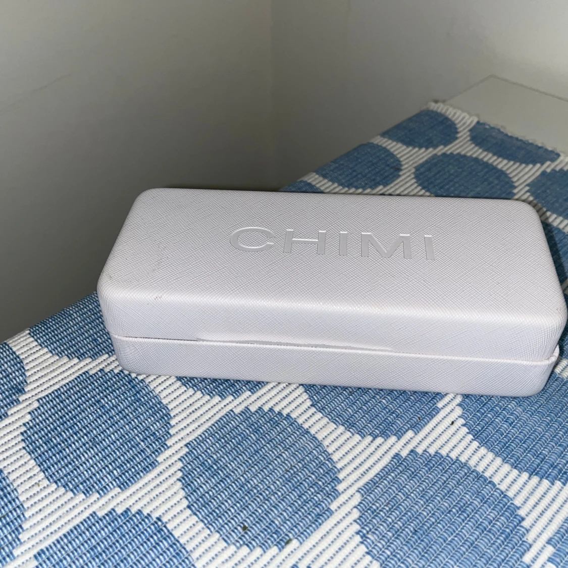 Transparenta solglasögon från Chimi