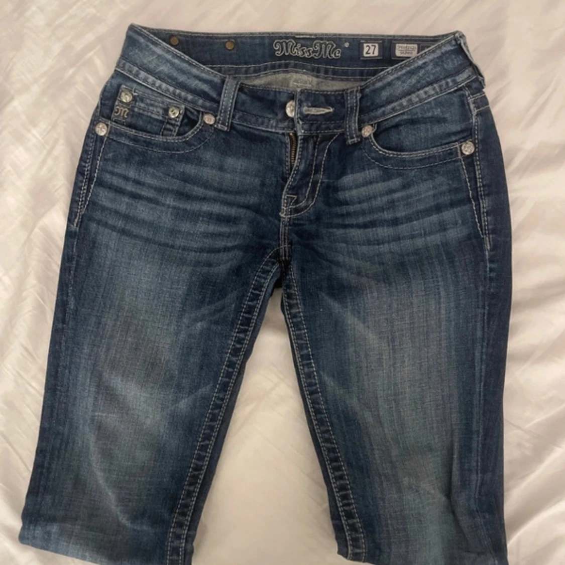 Lågmidjade miss me jeans - 1