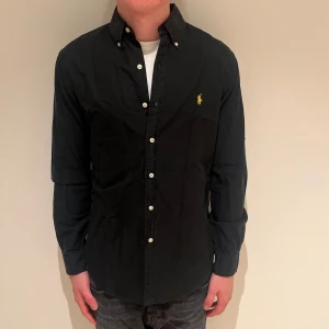 Ralph lauren skjorta  - Ralph lauren skjorta | Skick - 9,5/10 | Size - M | Hör av dig vid minsta fråga eller fundering // RDL