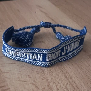 Dior armband  - Snyggt! 
