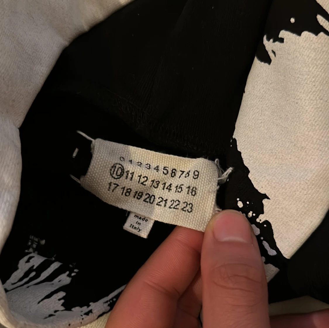 Maison Margiela svartvit hoodie - 1