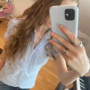 Ljusblå skjorta från Ralph lauren sport  - Jättegullig skjorta från Ralph lauren sport, kolla min gamla annons för fler bilder ❤️