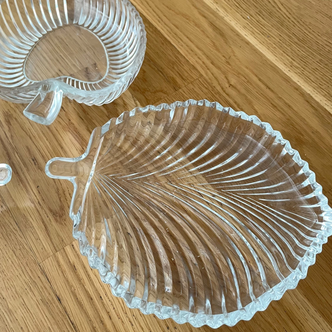 Glasskålar i lövform - 1