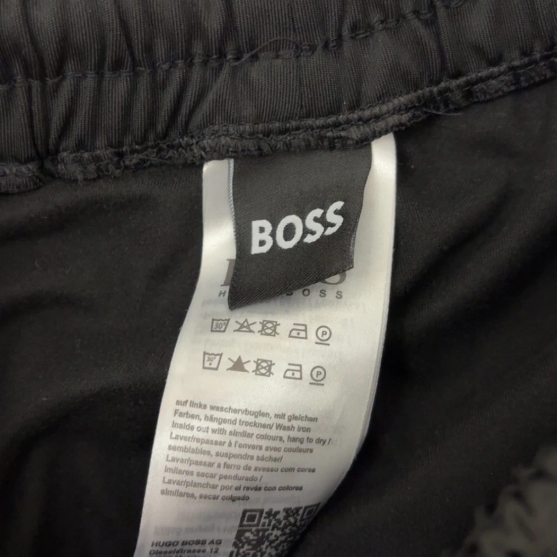 Svarta BOSS mjukisbyxor med ränder - 2