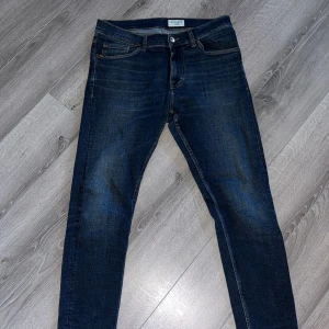 Tiger of sweden jeans - Snygga tiger of sweden jeans i storlek 31/34som jag säljer för 279kr‼️Skriv vid frågor eller vad som helst