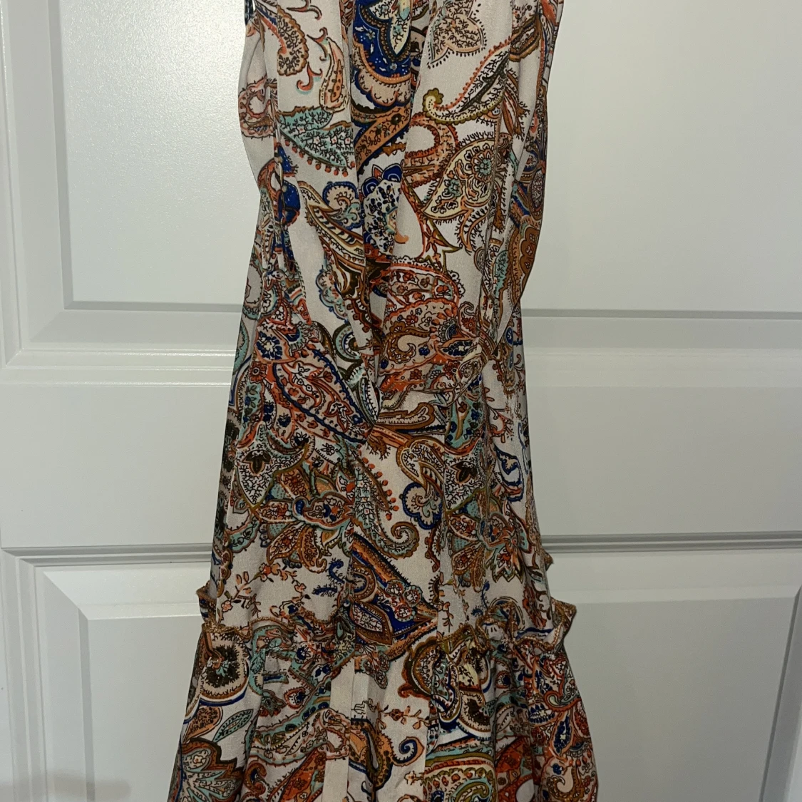 Mönstrad klänning  - 4