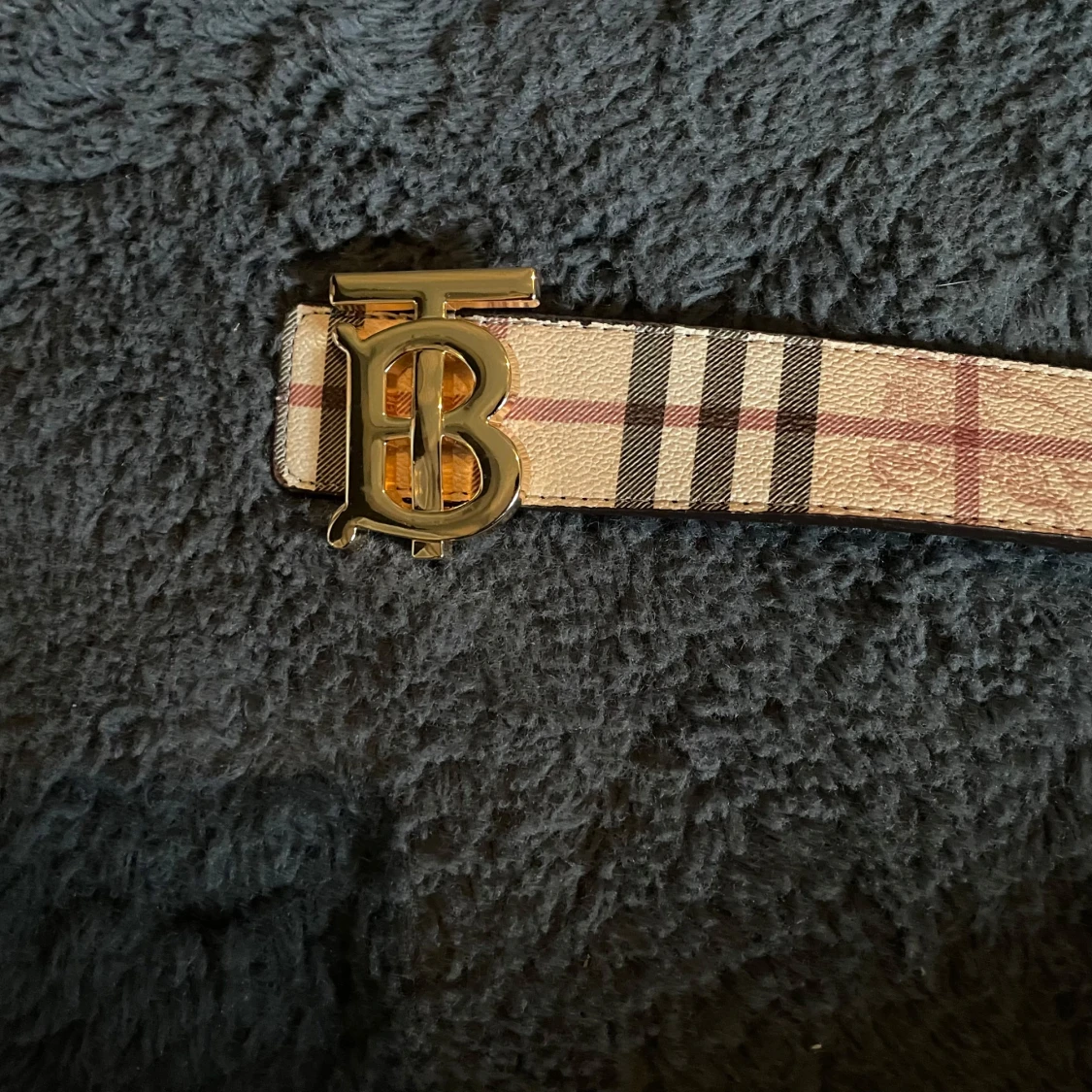  skärp med guldfärgat spänne - 1