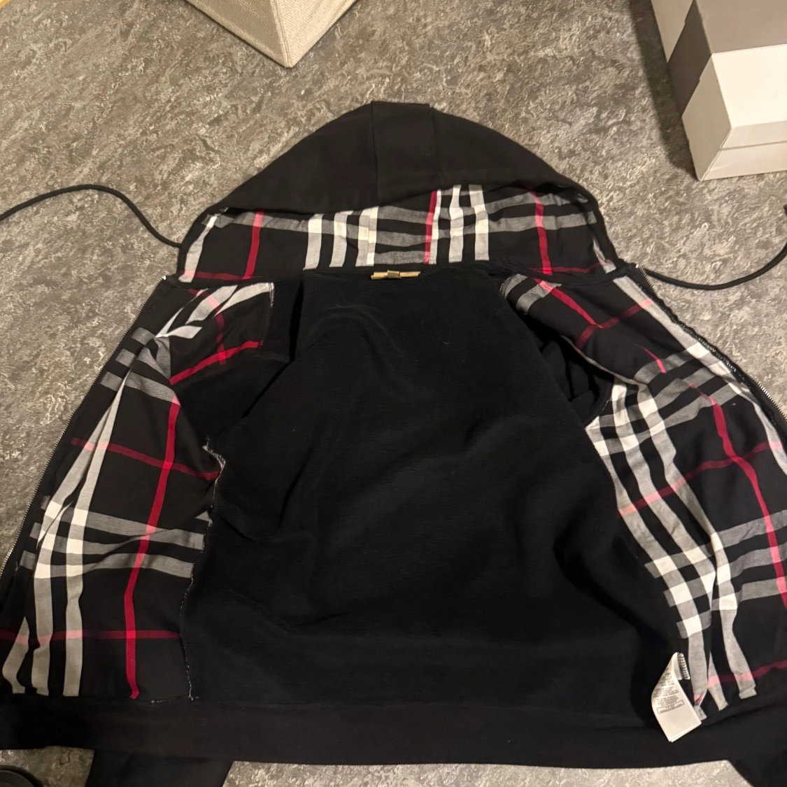  Burberry zip
