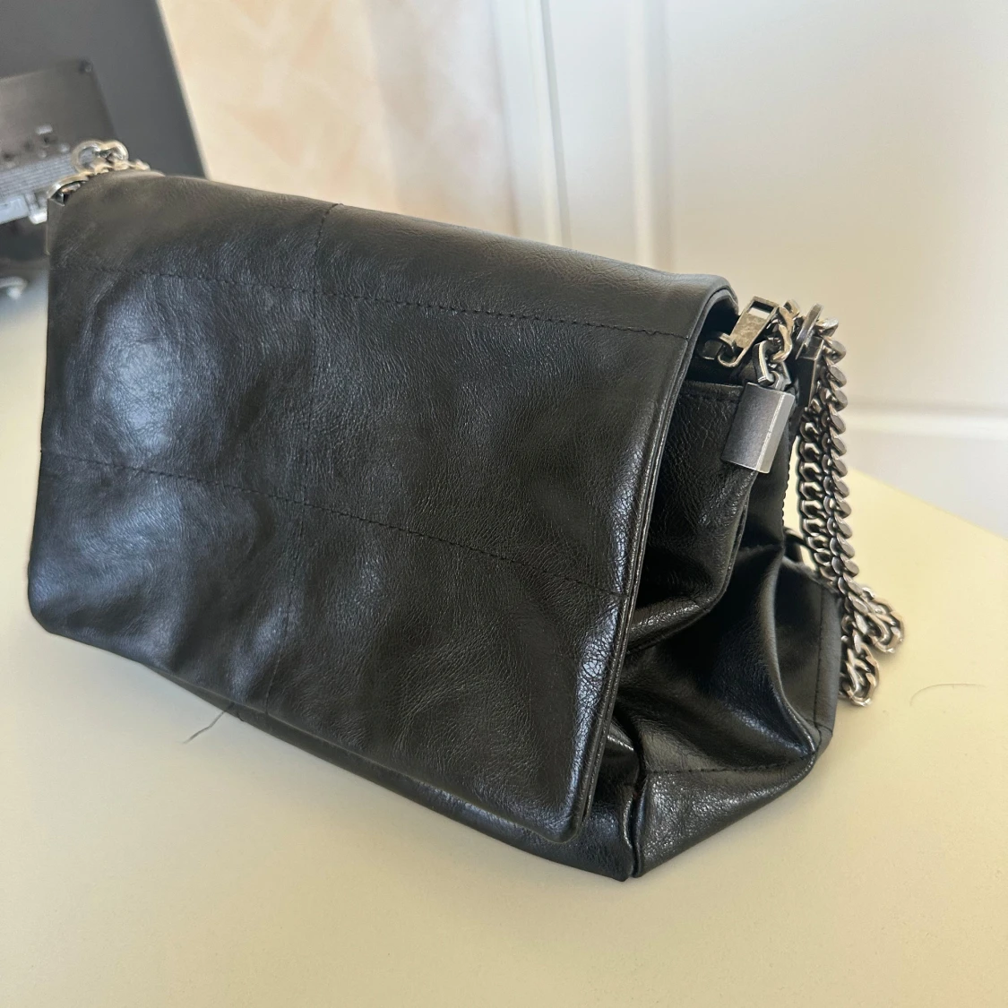 Svart väska från zara