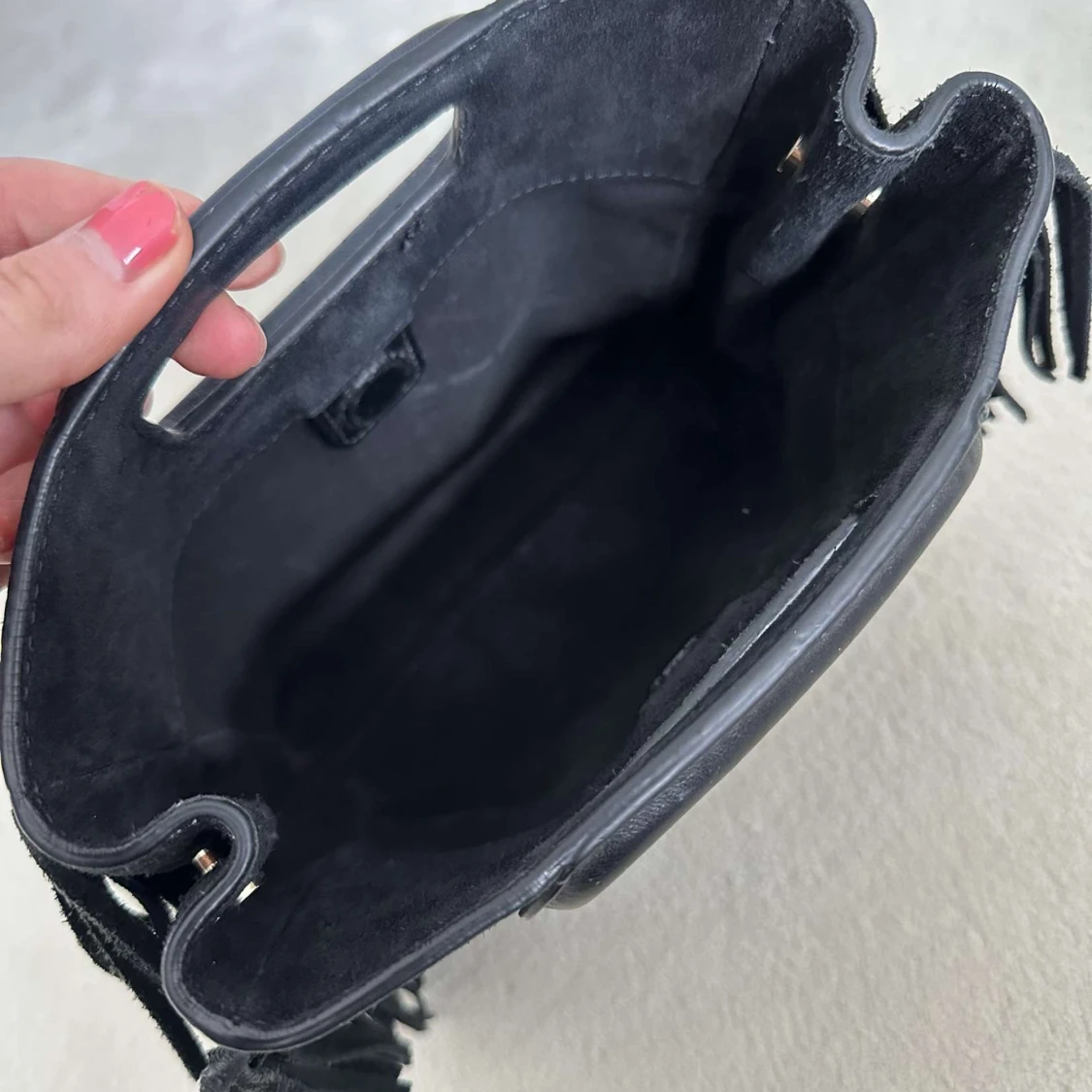 Svart majeväska!  - 3