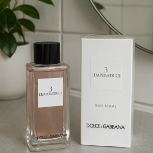Dolce & Gabbana L’Imperatrice 3 Pour Femme EDT 100ml - Elegant och feminin doft – helt ny i obruten förpackning. Perfekt som present eller en lyxig uppgradering till din parfymgarderob.