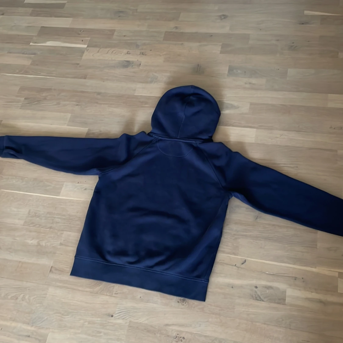 Blå hoodie från GANT - 3