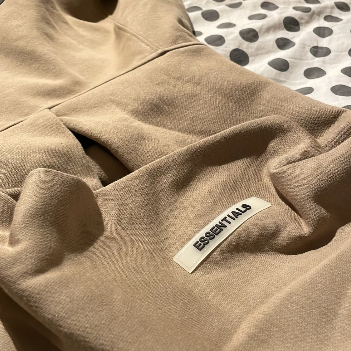 Beige hoodie från Essentials - 2