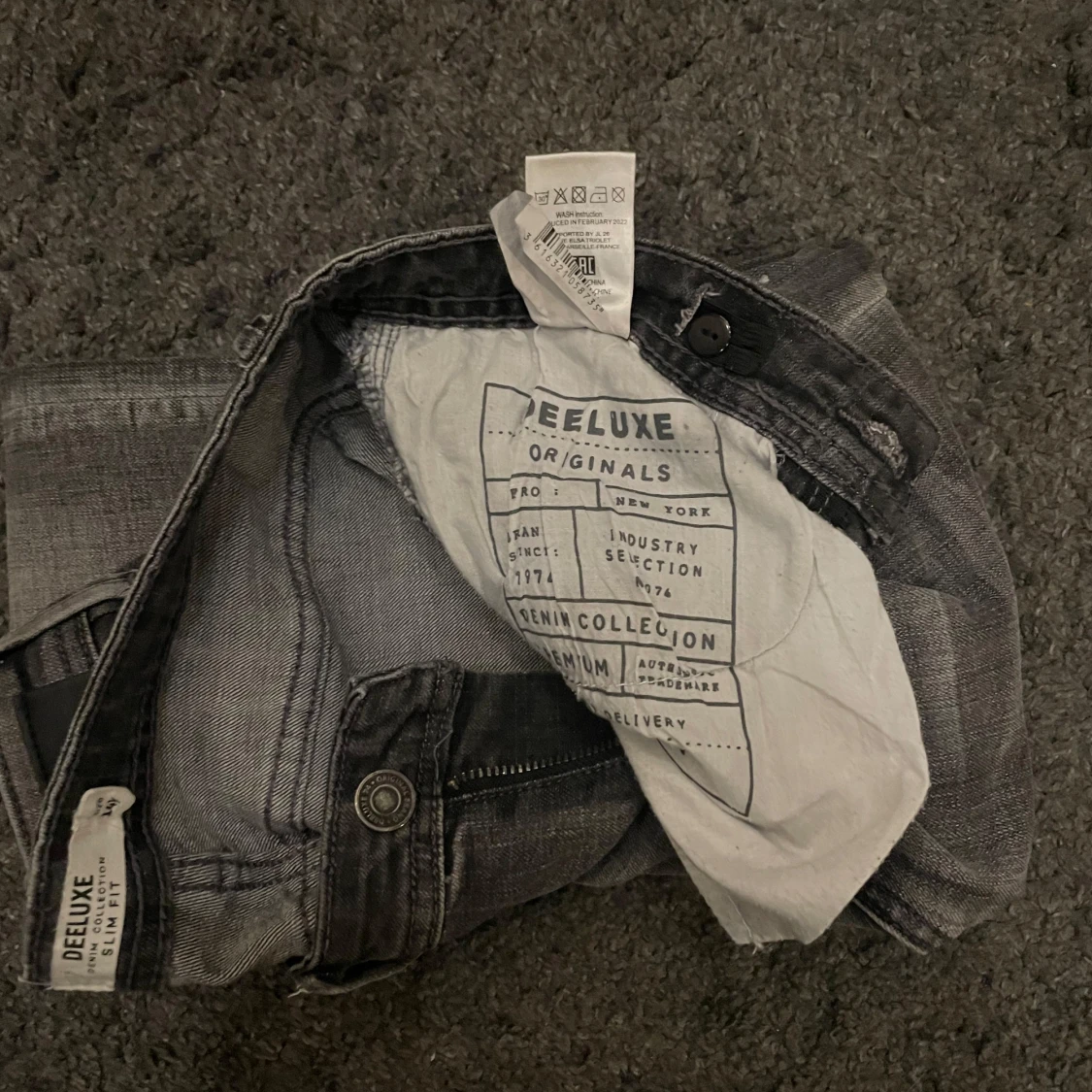 Grå slim jeans från deluxe  - 4