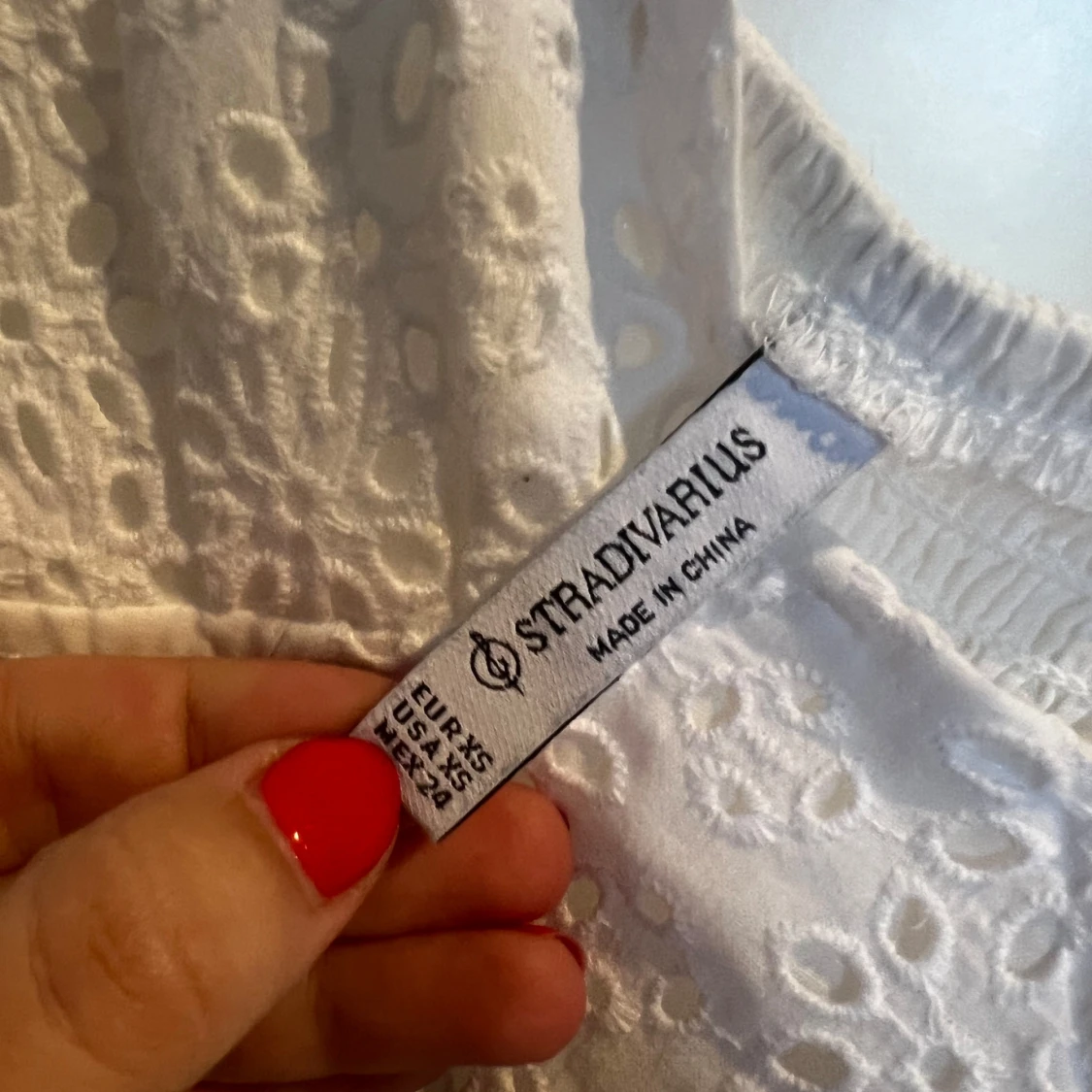 Vit klänning från Stradivarius - 3