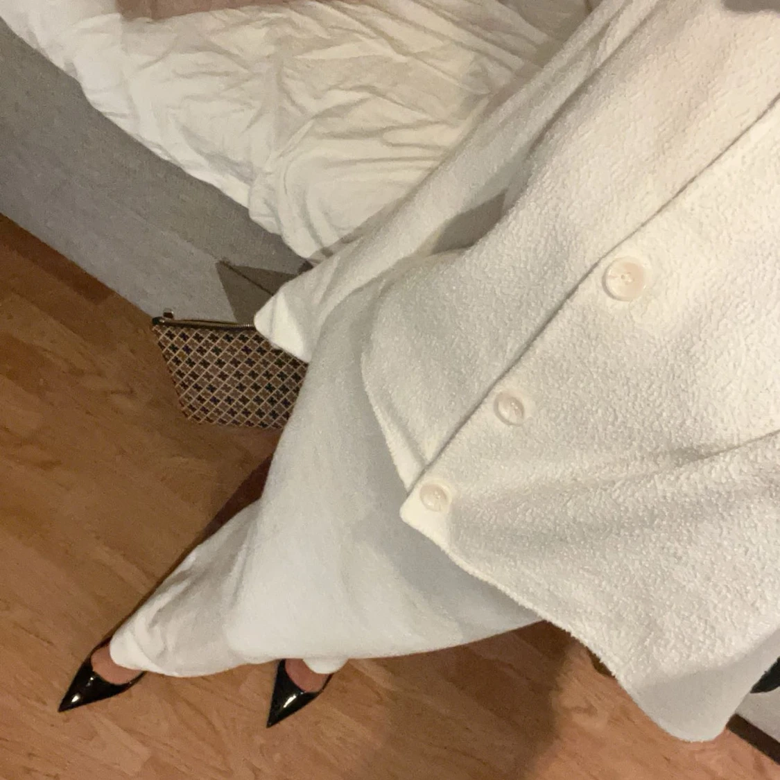 Vit långkjol med slits - 3