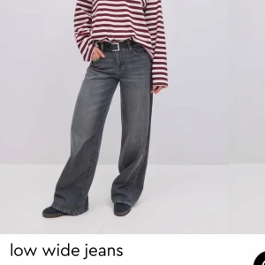 Grå low wide jeans - Oanvända med lappen kvar 