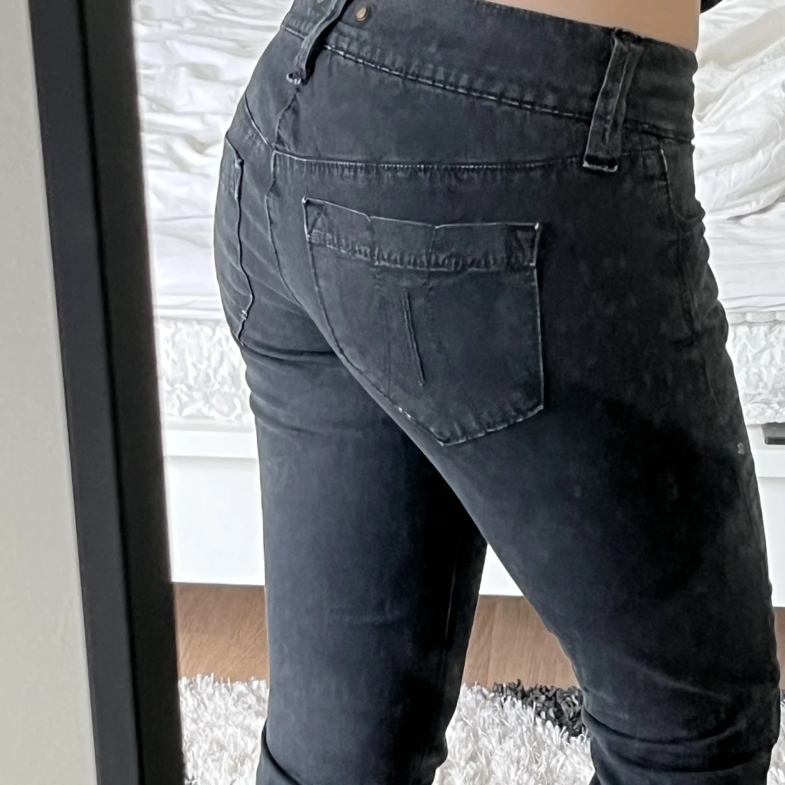 Lågmidjade byxor  - 1