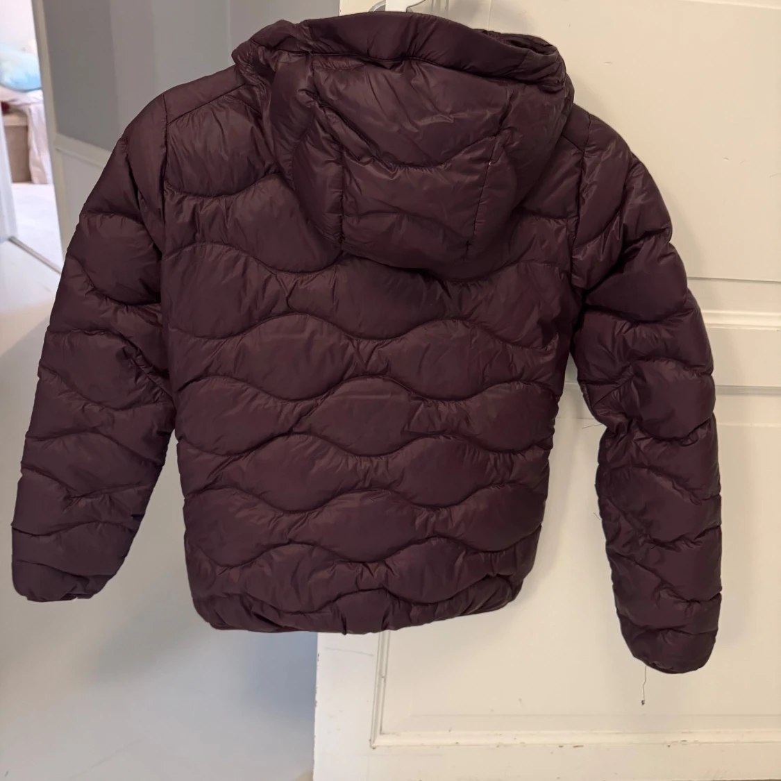 Mörklila Peakperformance jacka XS - 4