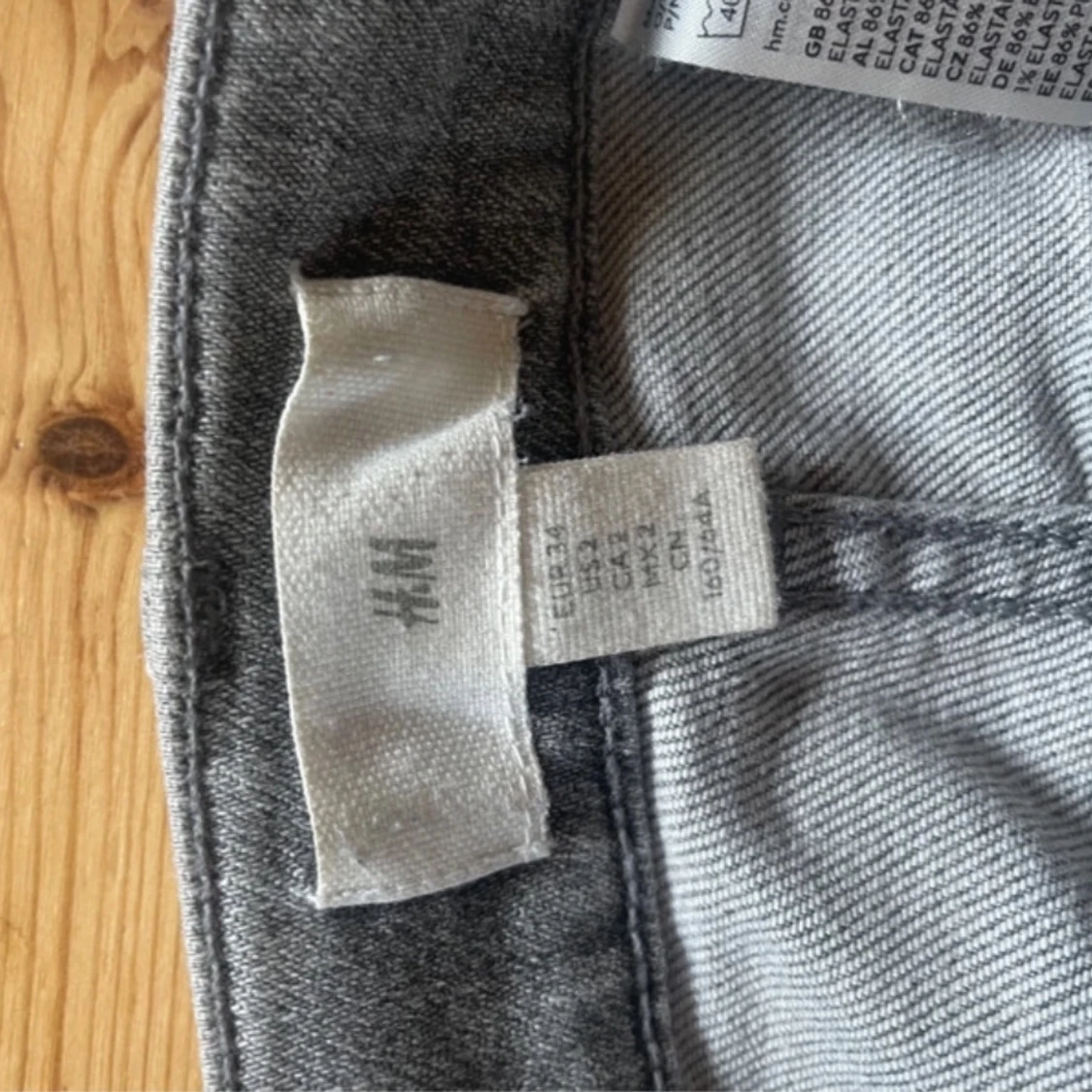 Gråa wide jeans från H&M - 2