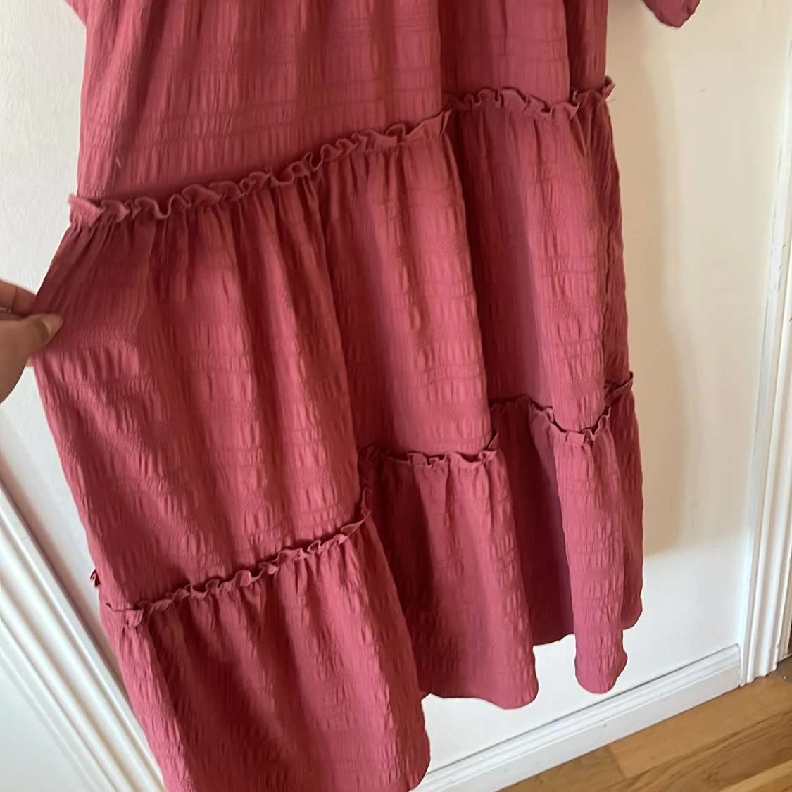 Rosa långklänning för en bekväm sommar  - 1