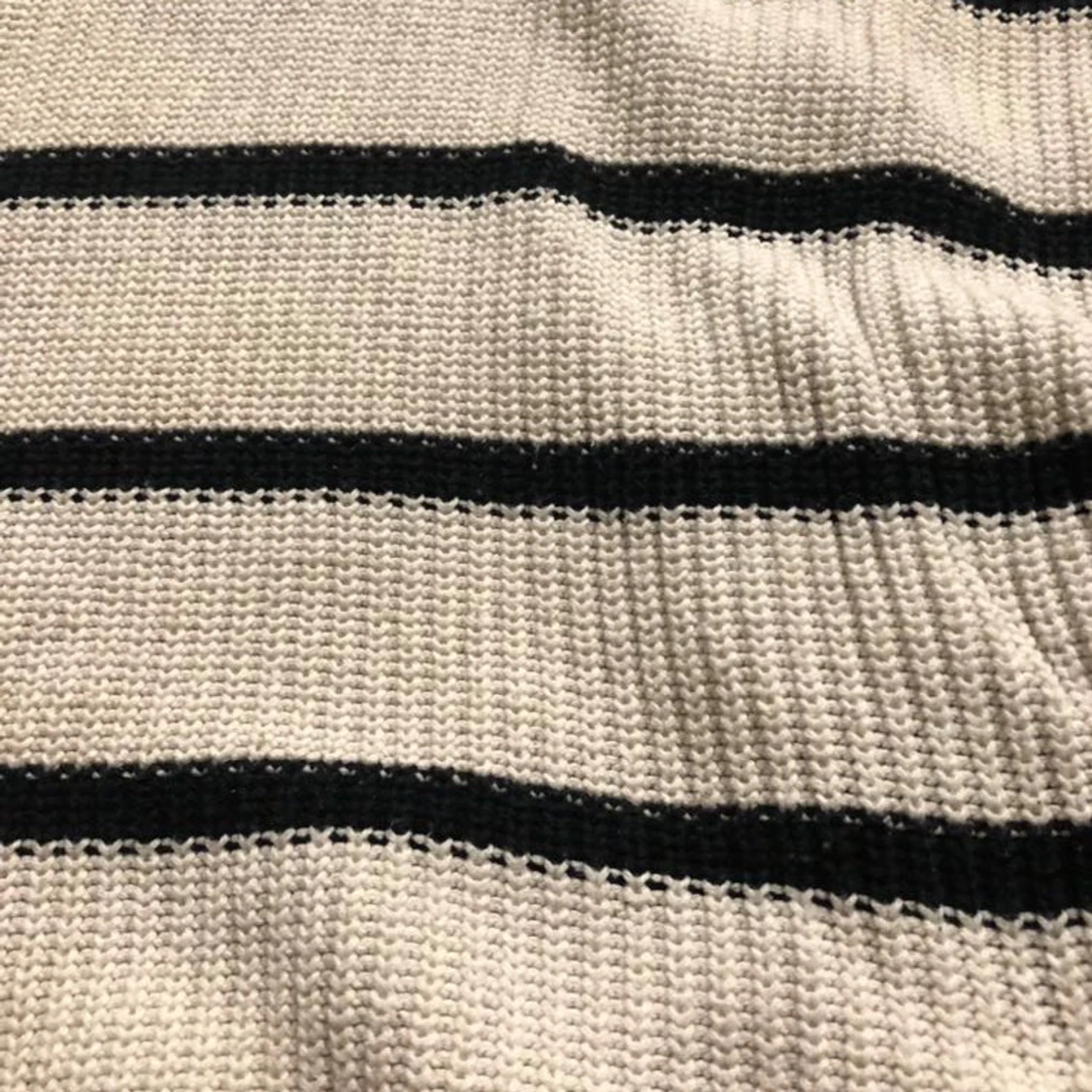 Randig stickad tröja från H&M - 1