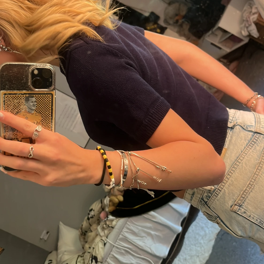 Mörkblå stickad topp  - 1