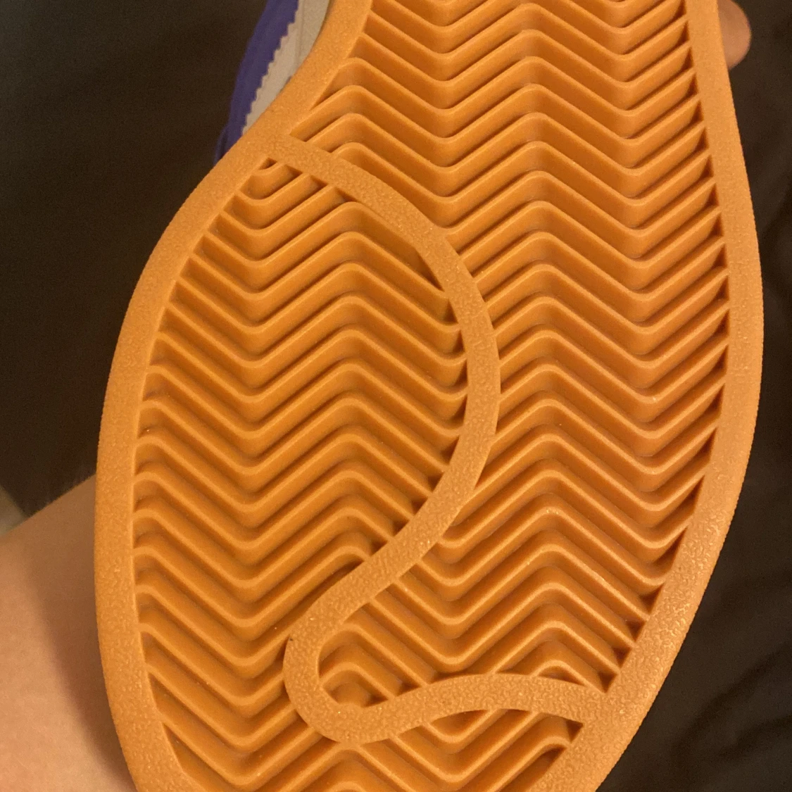 Blå adidas sneakers med vita ränder - 4