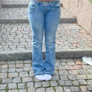 Jeans  - As snygga lågmidjade bootcut jeans! Pris kan diskuteras 