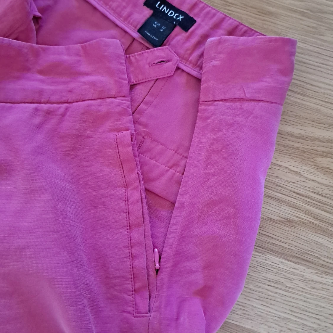 Rosa vida linnebyxor från Lindex - 3