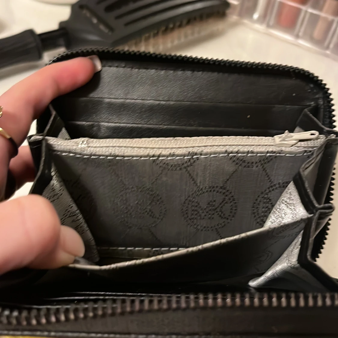 Svart plånbok från Michael Kors - 4