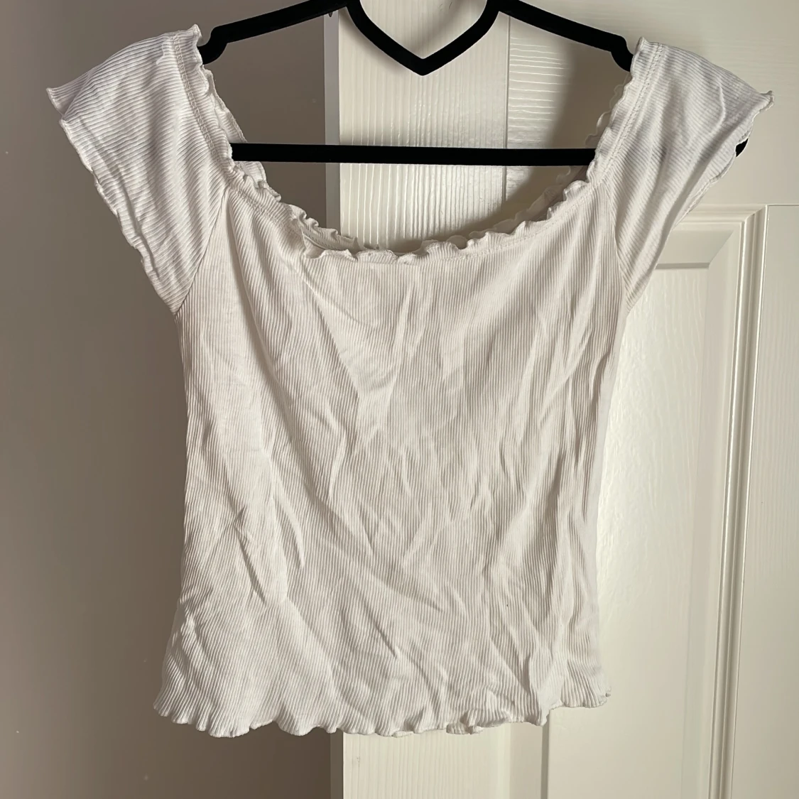 Vit ribbad offshoulder topp - 1