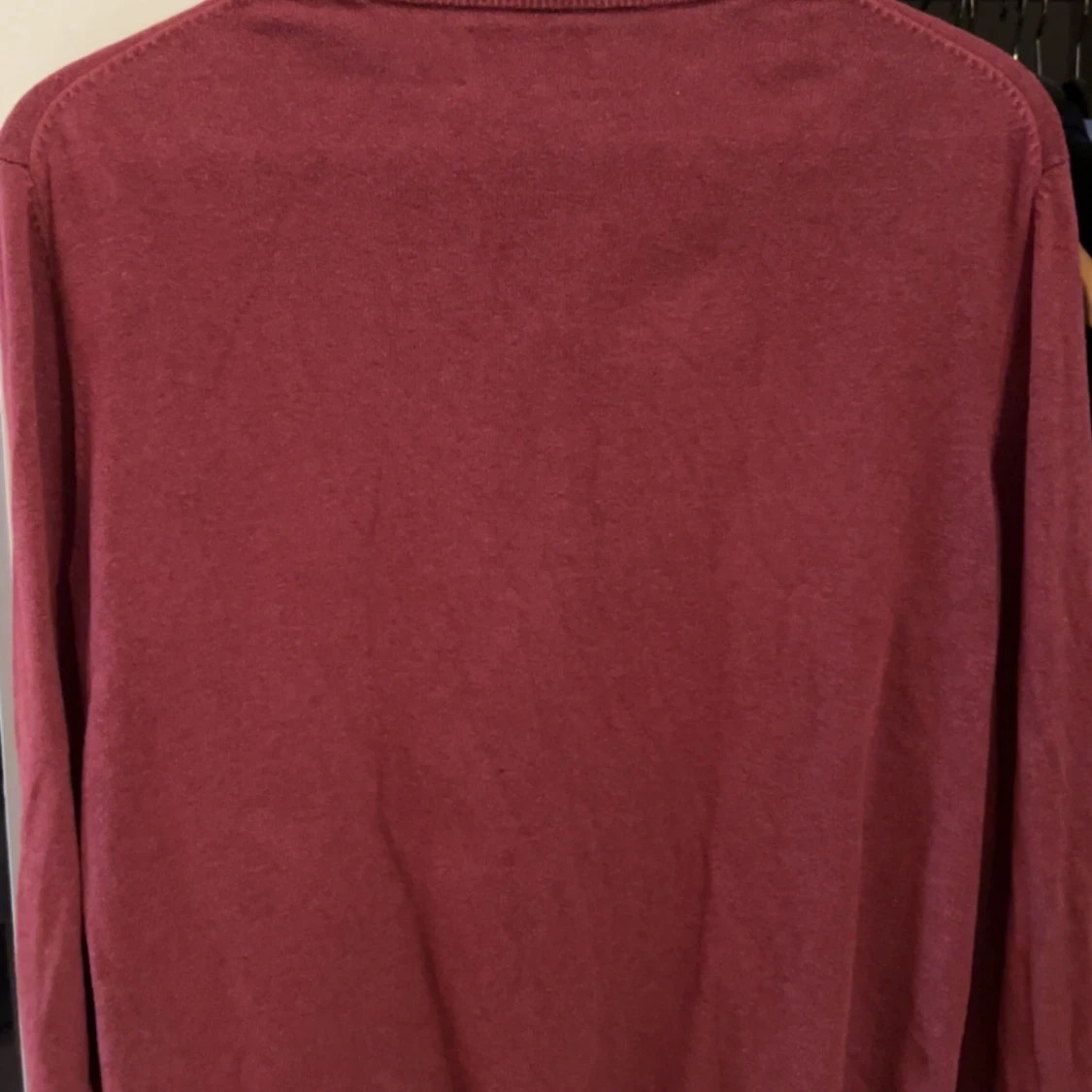 Vinröd tröja från GANT - 1