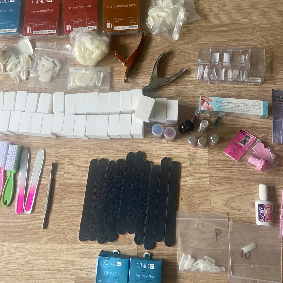 Stort nagelkit med tillbehör och verktyg - 3