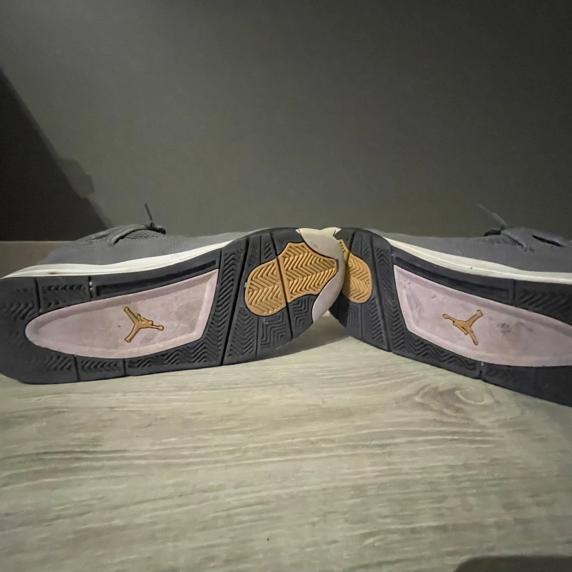 Gråa Air Jordan 4 sneakers - 3