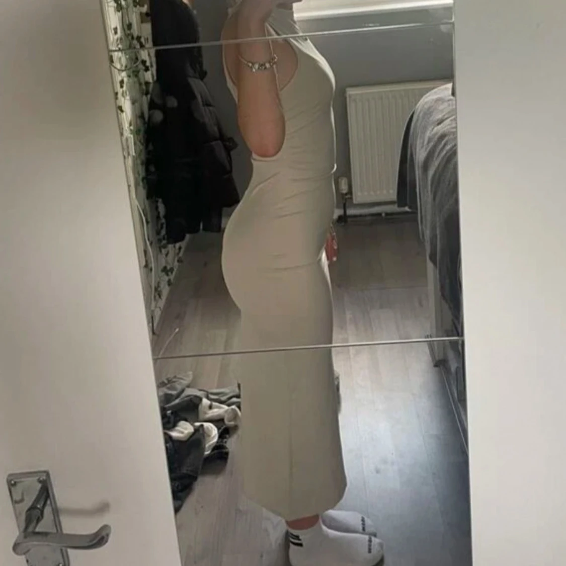 Beige tight långklänning - 1