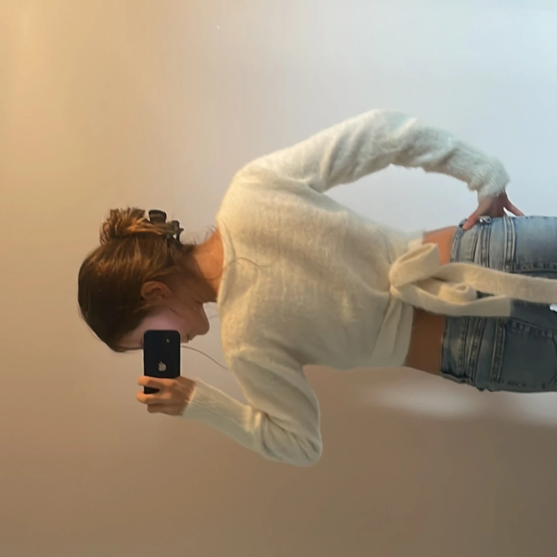 Vit fluffig omlottkofta - 1