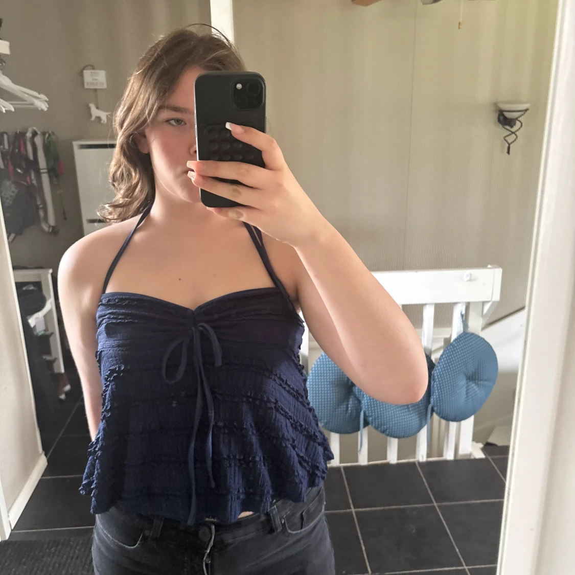 Mörkblå croppad halterneck-top