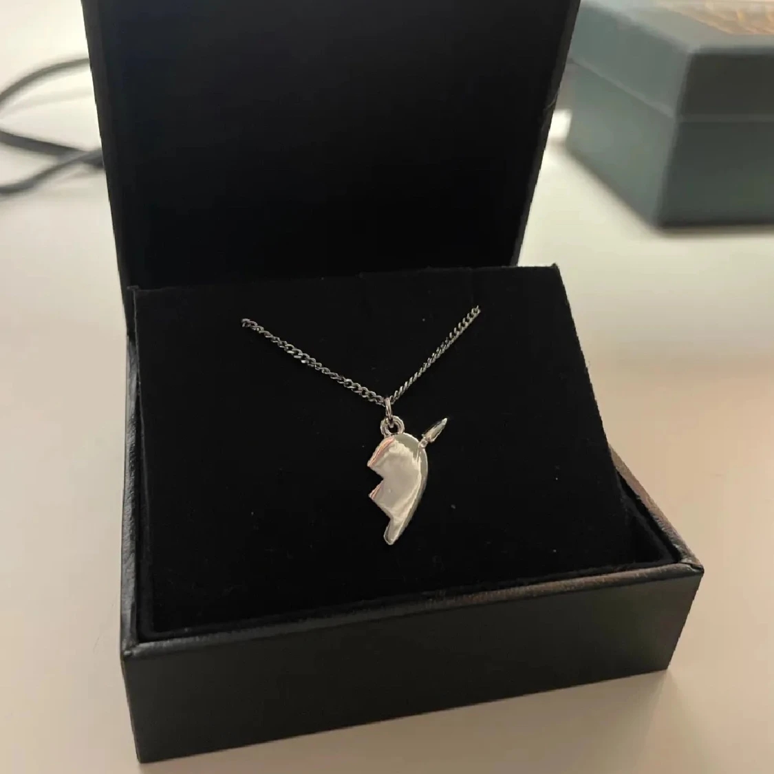 Maria Nilsdotter liknande halsband 