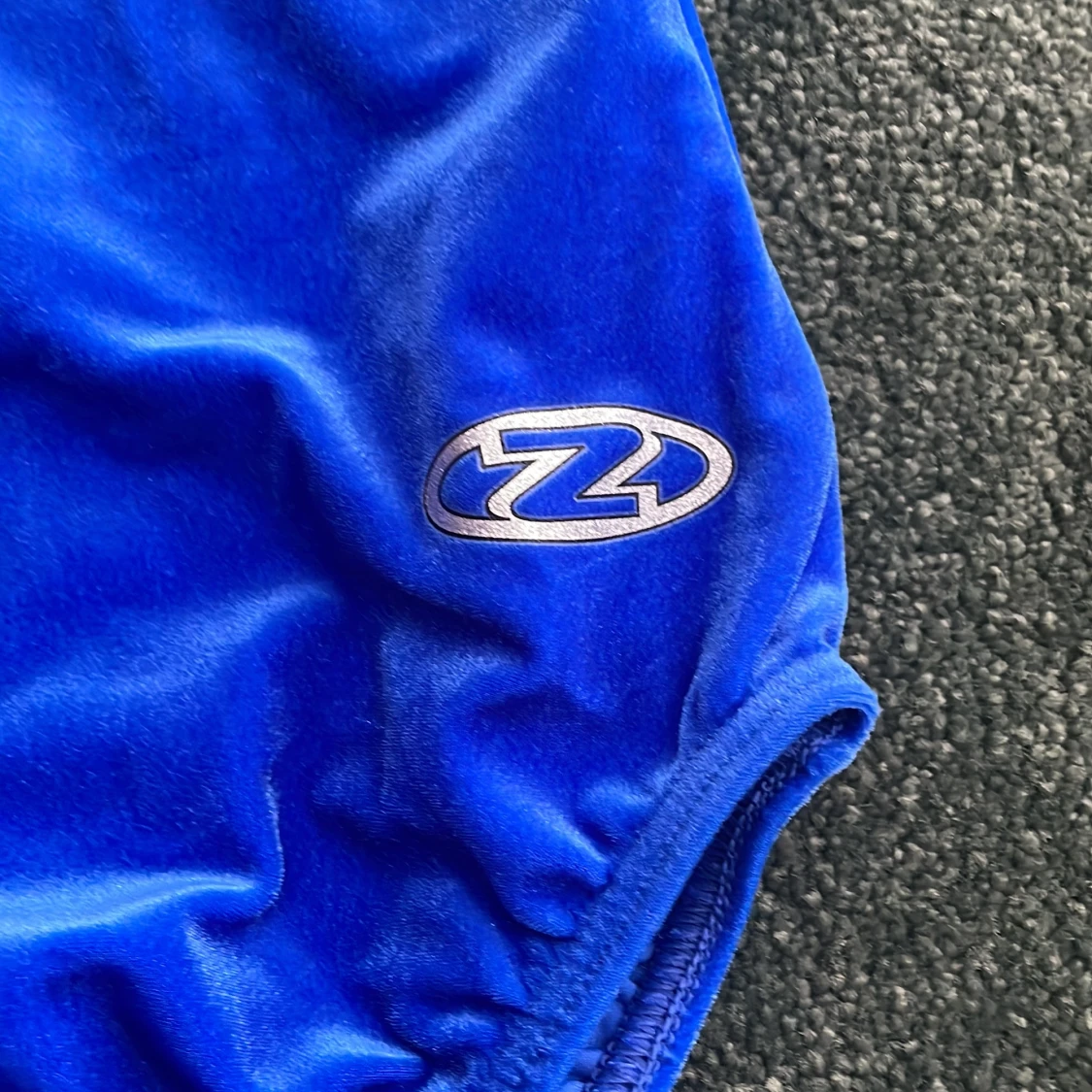 Blå sammets gymnastik dräckt  - 3