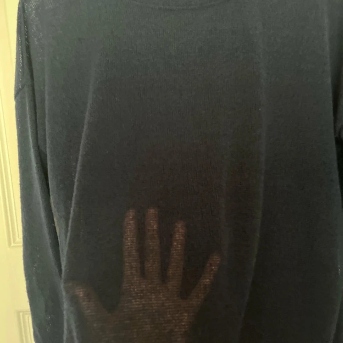 Mörkblå stickad tröja KappAhl - 1